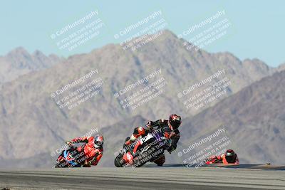media/Dec-01-2025-Moto Forza (Mon) [[2daa91e15f]]/1-Advanced Group/Session 4 Turn 9/